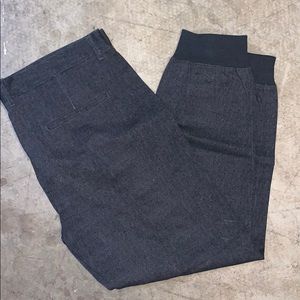 Men’s Jogger pants size 38. Brand New